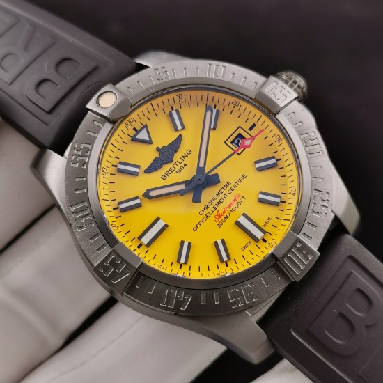 Breitling-Avenger Blackbird 44mm DLC/RU Yellow OXF A2824