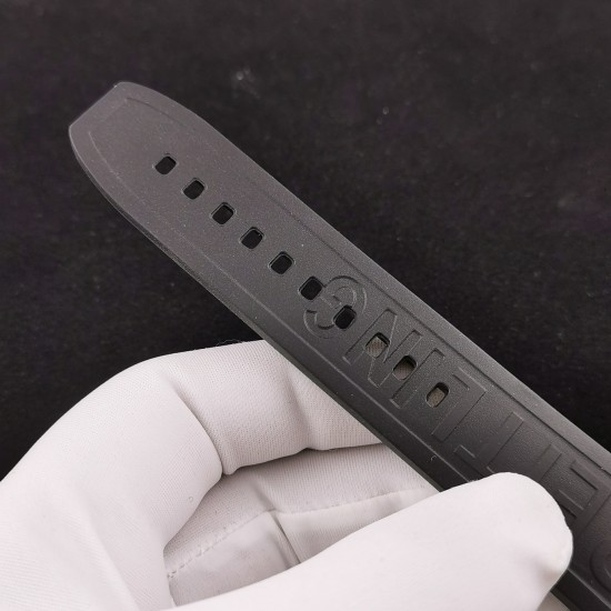 Breitling-Avenger Blackbird 44mm DLC/RU Yellow OXF A2824