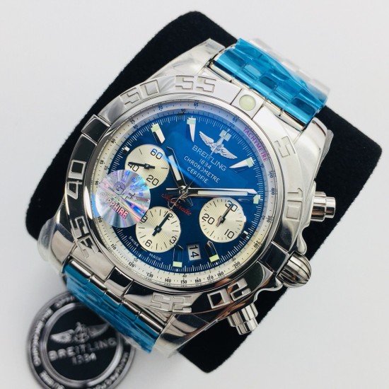 Breitling-Avenger II Chronograph 43mm SS/SS Blue GF A7750