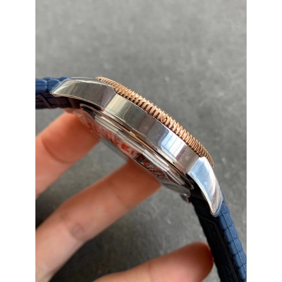 Breitling-Superocean Heritage II 42mm RG/SS/RU Blk GF V2 A2824