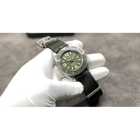Breitling-Superocean 44mm SS/NY Green TF Asia 2824