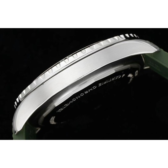 Breitling-Superocean 42mm Green Bezel SS/RU Green Dial TF A2824