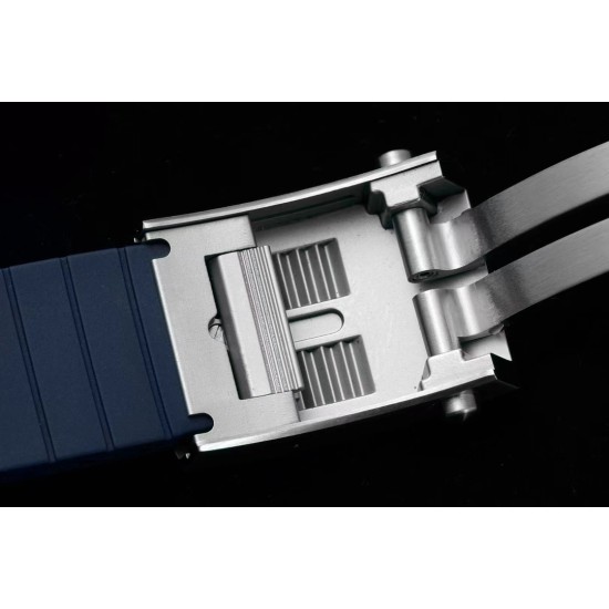 Breitling-Superocean 42mm Blue Bezel SS/RU Cream Dial TF A2824