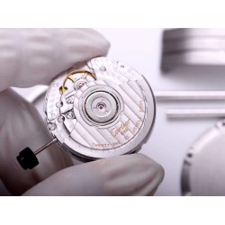 Cartier-Pasha Ladies 35mm V9F-Details Of Accessories Display