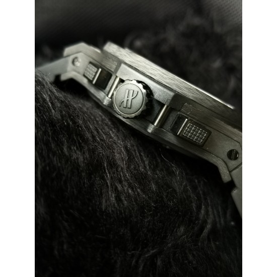 Hublot-Big Bang Evolution Carbon Fiber Chronograph 44mm Grey/RU V6 HUB4100