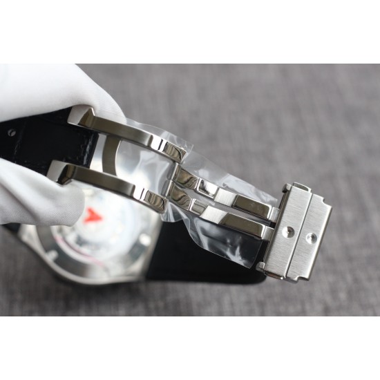 Hublot-Classic Fusion Bang 45mm Chrono Blue Baguette SS/LE Skeleton Dial TAF A7750 Secs @ 3