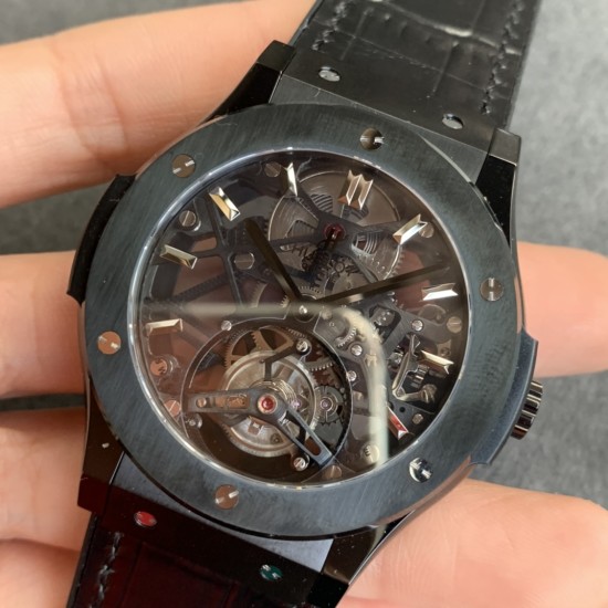 Hublot-Classic Fusion Skeleton Tourbillon 45mm CER DLC/LE/RU JBF