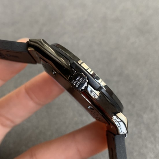 Hublot-Classic Fusion Skeleton Tourbillon 45mm CER DLC/LE/RU JBF