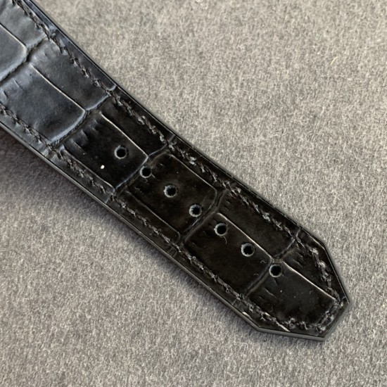 Hublot-Classic Fusion Skeleton Tourbillon 45mm CER DLC/LE/RU JBF