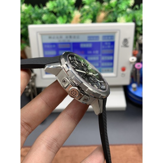 IWC-Aquatimer Chrono 44mm Black/Stk SS/RU V6F A7750