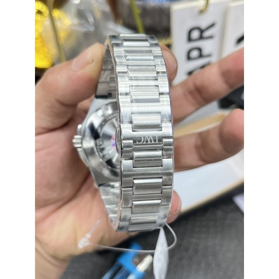 IWC-Ingeniuer Automatic 40mm SS/SS Patterned White Dial V7F A2892