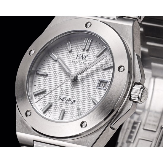 IWC-Ingeniuer Automatic 40mm SS/SS Patterned White Dial GHF A9015