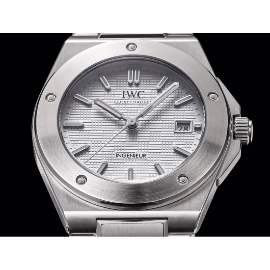 IWC-Ingeniuer Automatic 40mm SS/SS Patterned White Dial GHF A9015