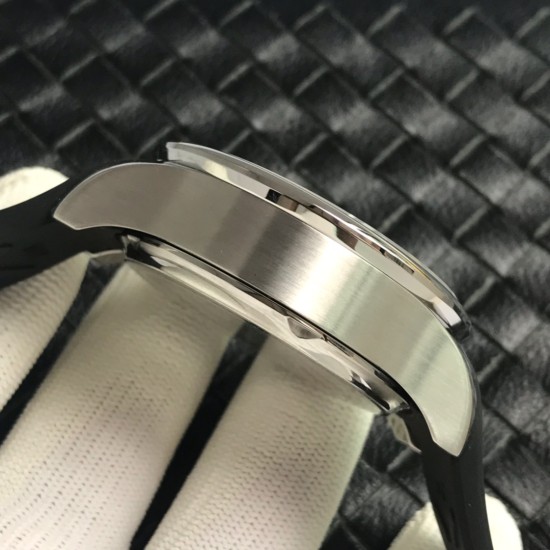 Portuguese Chrono Classic IW390209 45mm SS/RU Textured Black Cal.89360