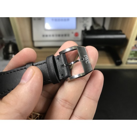 IWC-Mark XVIII IW327010 SS/LE White/Num 40mm V7F A2892