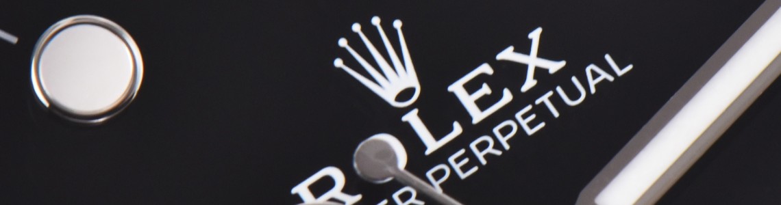 Do replicas have functional chronographs?