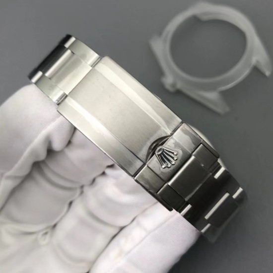 Rolex-Explorer I 214270 39mm SS/SS Black Dial Clean VS3130