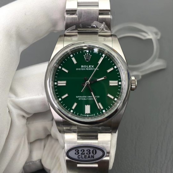 Rolex-Oyster Perpetual 126000 36mm SS/SS Green/Stk Clean VR3230