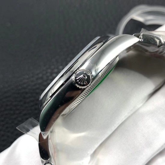 Rolex-Oyster Perpetual 126000 36mm SS/SS Tiffany Blue Dial Clean VR3230