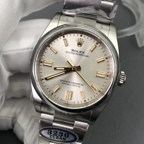 Rolex-Oyster Perpetual 126000 36mm SS/SS Silver/Stk Clean VR3230