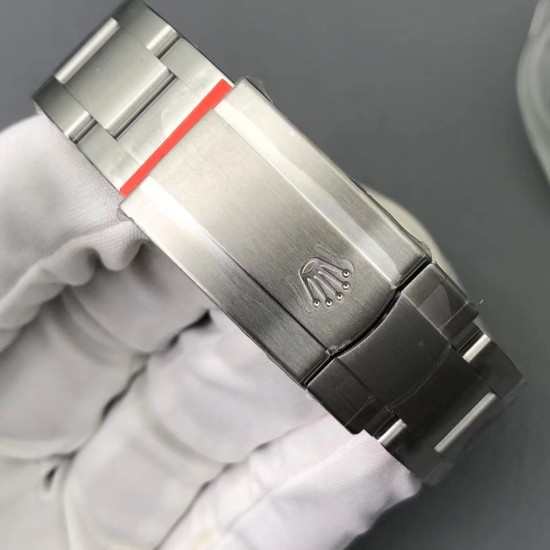 Rolex-Oyster Perpetual 126000 36mm SS/SS Silver/Stk Clean VR3230