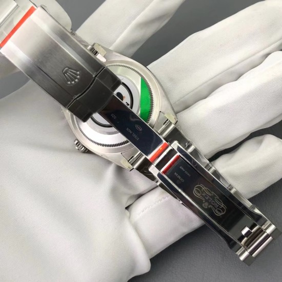 Rolex-Oyster Perpetual 126000 36mm SS/SS Silver/Stk Clean VR3230