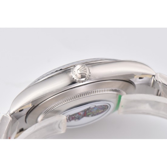 Rolex-Datejust 126334 41mm SS/SS Silver/Stk CLEAN(EWEF) A3235