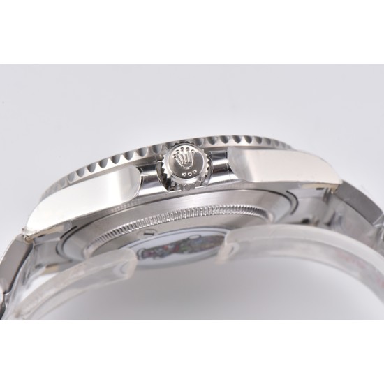 Rolex-Submariner 126610LN 41mm SS/SS Black Bezel Clean VR3235