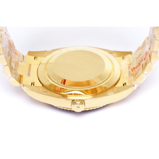 Rolex-DayDate 40mm YG/YG White/Rmn EWF A2836