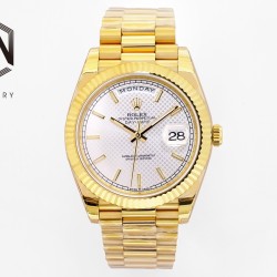 Rolex-DayDate 40mm YG/YG Silver Textured Dial EWF A2836