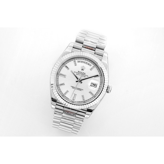 Rolex-DayDate 40mm SS/SS Silver/Stk EWF A2836