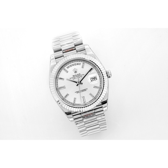 Rolex-DayDate 40mm SS/SS Silver/Stk EWF A2836