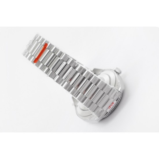 Rolex-DayDate 40mm SS/SS Green/Rmn EWF A2836