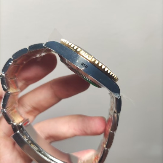 Rolex-Submariner 116613LN 904L YG/SS Black Dial CLEAN DD3135