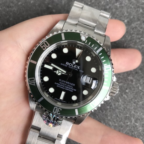 Rolex-Submariner 116610LV Hulk 40mm SS/SS Green Dial ARF VS3135