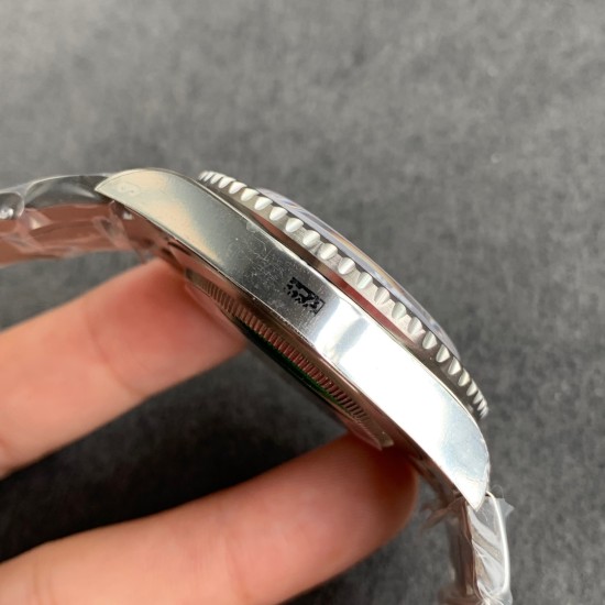 Rolex-GMT II 116710BLNR 904L SS/SS Blk GMF VR3186