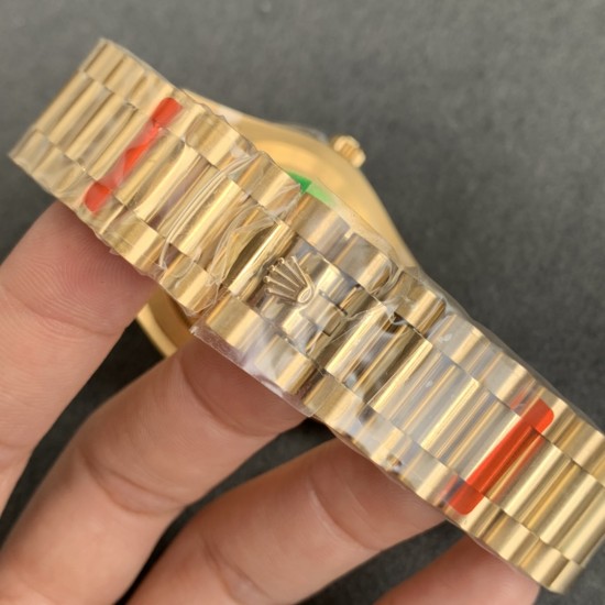 Rolex-DayDate 40mm YG/YG Gold/Stk V2 EWF A2836