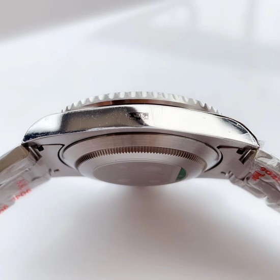 Rolex-Submariner 116610LN 904L SS/SS Black V10 Noob SA3135