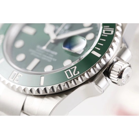 Rolex-Submariner 116610LV Hulk 40mm SS/SS Green Dial NAIL VS3135