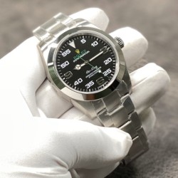 Rolex-Airking 126900 40mm SS/SS Black/Num Clean SH3230