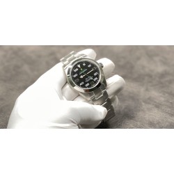 Rolex-Airking 126900 40mm SS/SS Black/Num Clean SH3230
