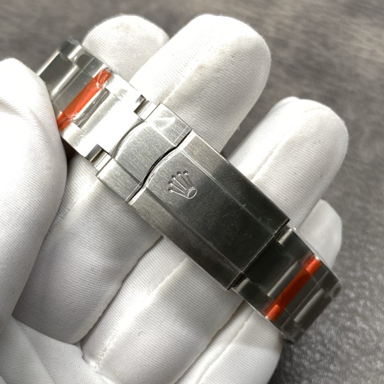 Rolex-Airking 126900 40mm SS/SS Black/Num Clean SH3230