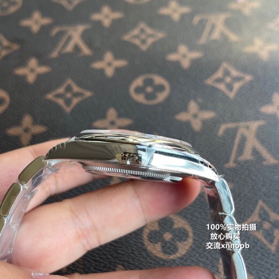 Rolex-Oyster Perpetual 126000 36mm SS/SS Red Dial VSF VS3230