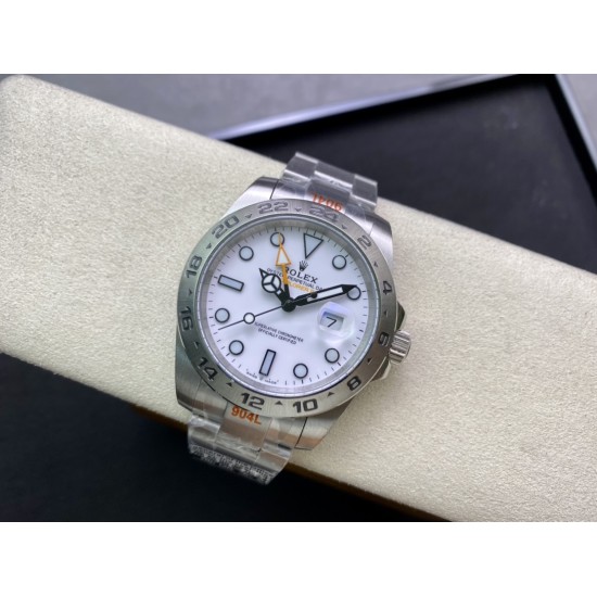 Rolex-Explorer II 226570 42mm SS/SS White Dial Clean DD3285 Super Clone