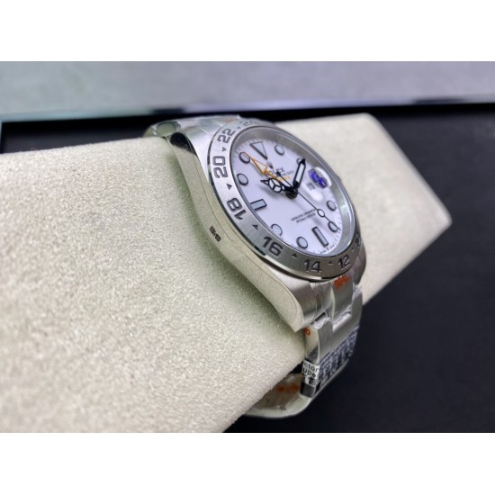 Rolex-Explorer II 226570 42mm SS/SS White Dial Clean DD3285 Super Clone