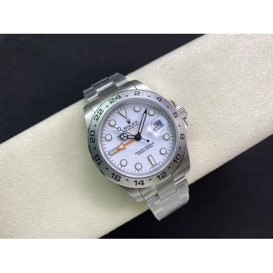 Rolex-Explorer II 226570 42mm SS/SS White Dial TWF A2836