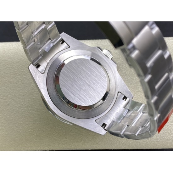 Rolex-Explorer II 226570 42mm SS/SS White Dial TWF A2836