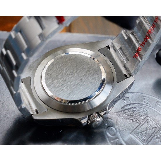 Rolex-Explorer II 226570 42mm SS/SS Black Dial NOOB A2836