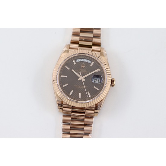 Rolex-DayDate 40mm Flt RG/RG Brown Textured Diam TWS A2836