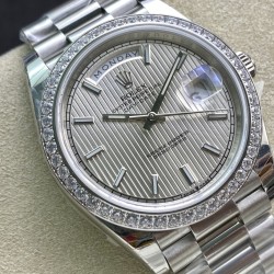 Rolex-DayDate 40mm Pres SS/SS Patterned Silver Stk Flut EWF VR3255